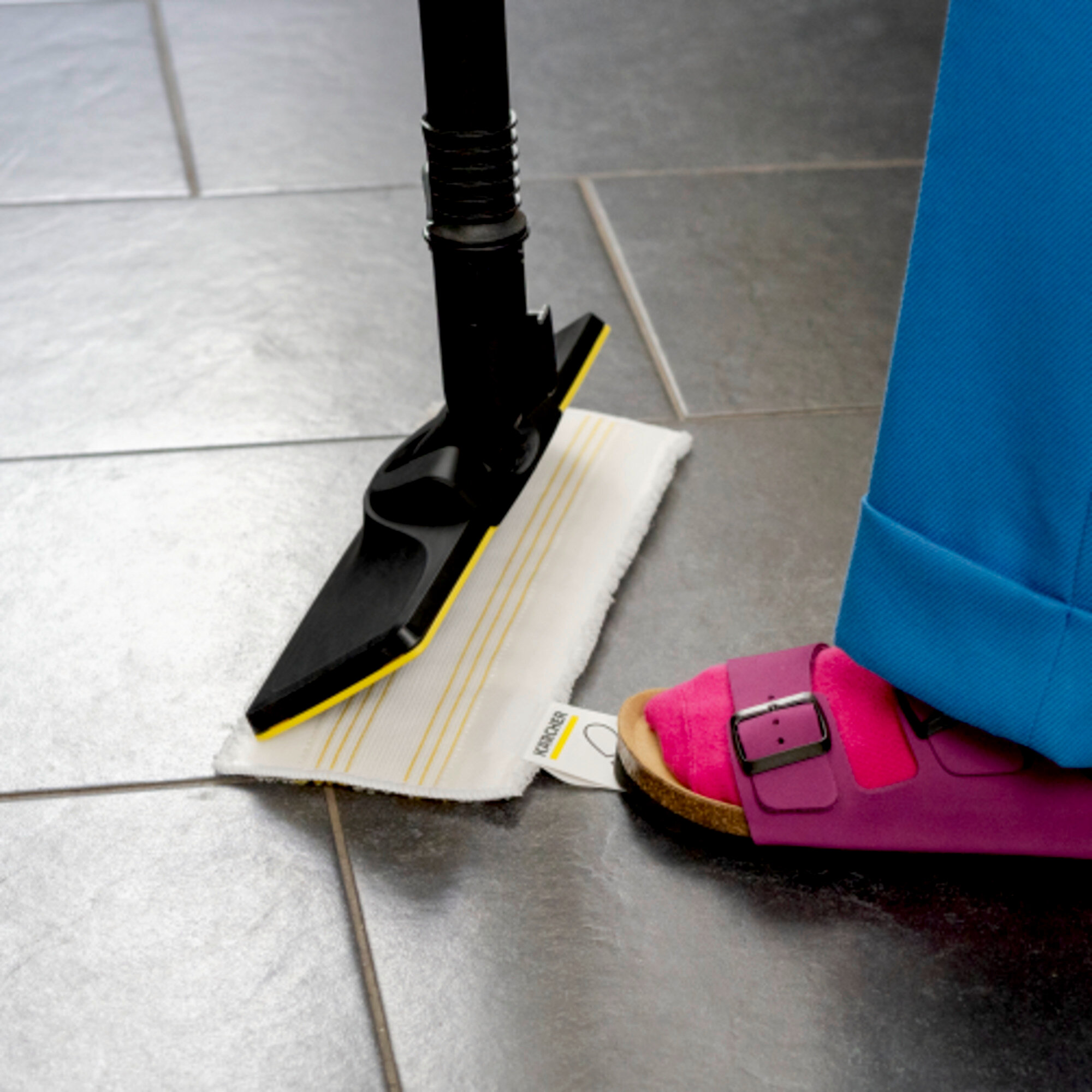 Karcher_Convenient_hook_and_loop_system