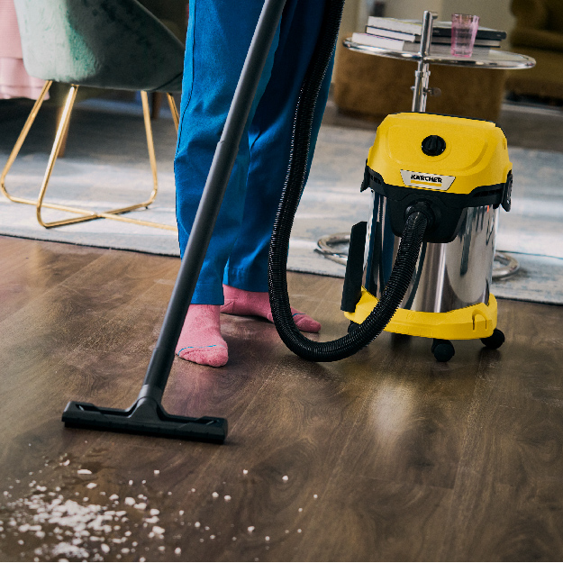 Wet_Dry_Vacuum_Mob_1